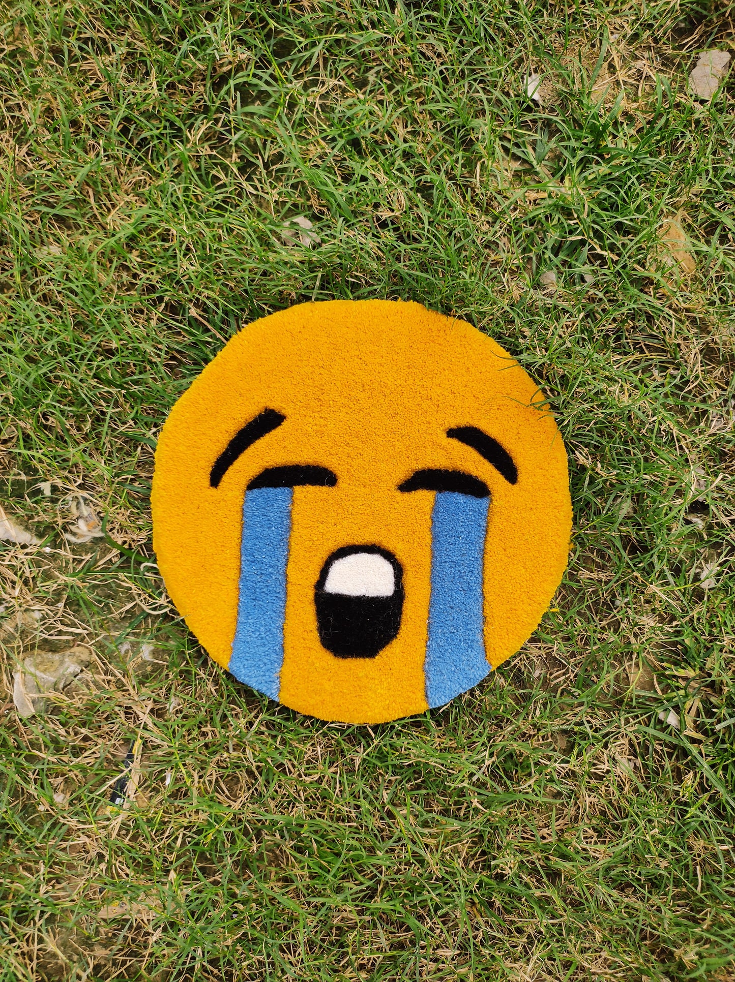 Tearful Joy Emoji Rug - Expressive Decor for Modern Spaces